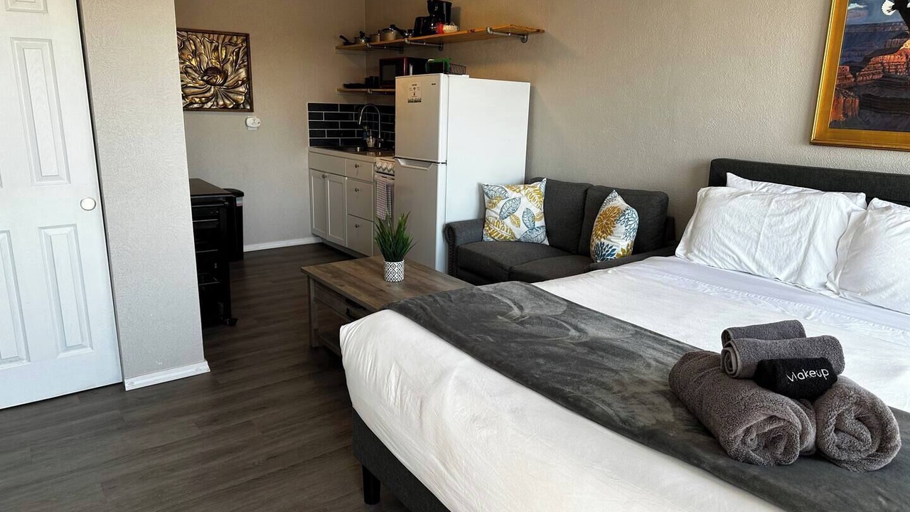 Photo of Bedroom in University Heights