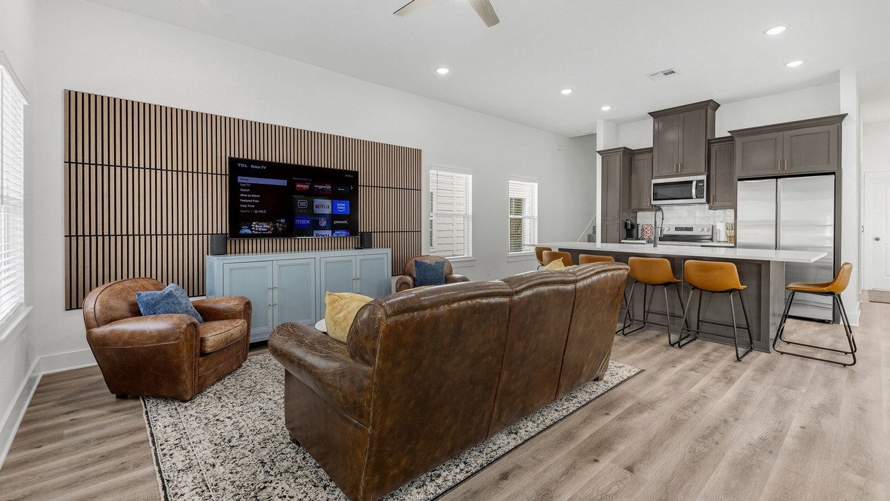 Photo of Livingroom in College Station