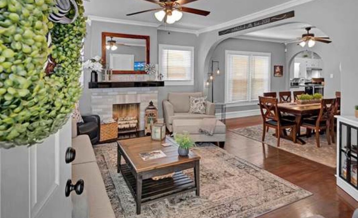 Photo of Livingroom in Brookview