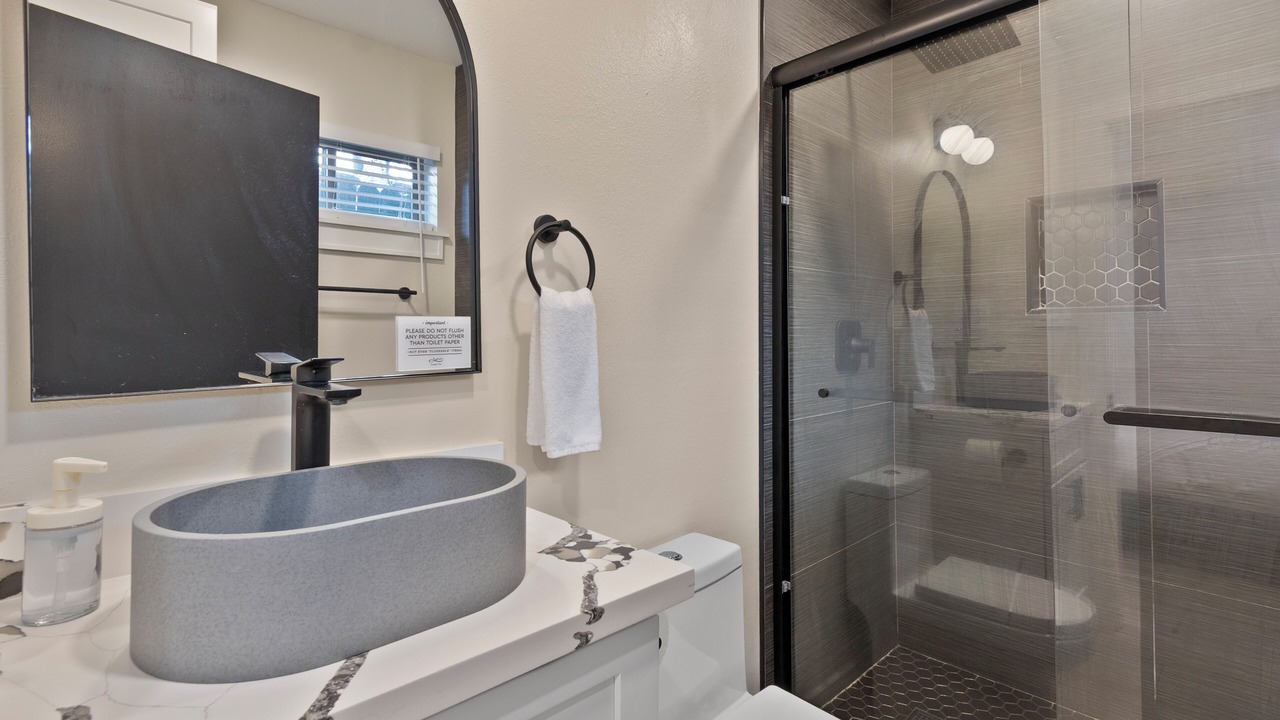 Photo of Bathroom in Neartown