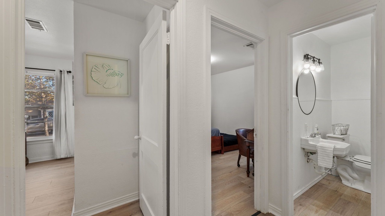 Photo of Bathroom in Mound