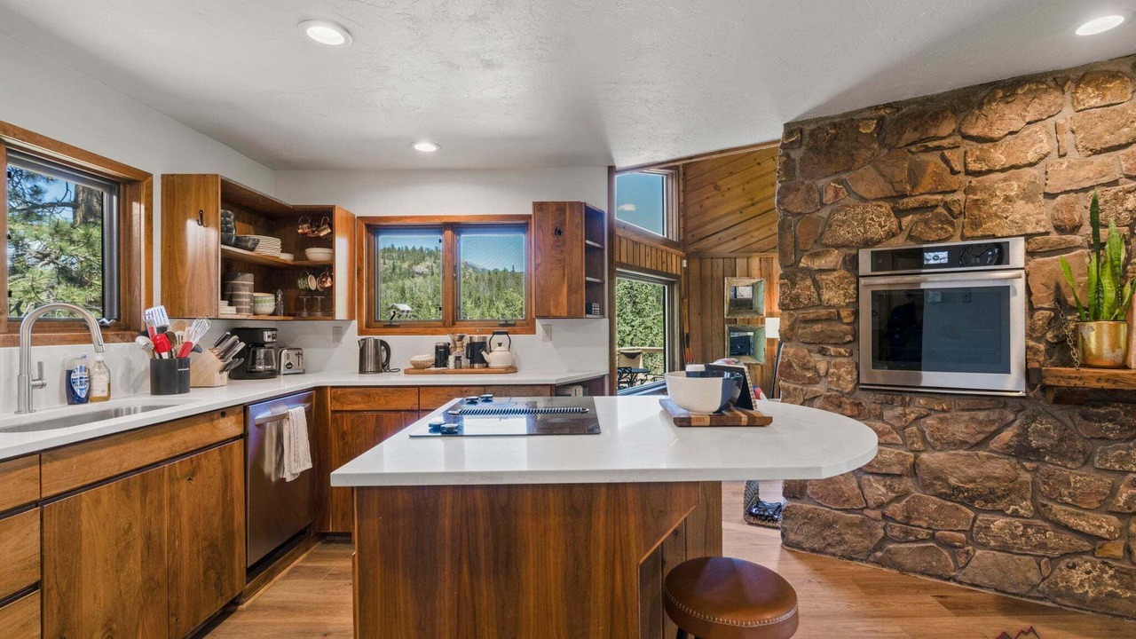 Photo of Kitchen in Columbine Lake