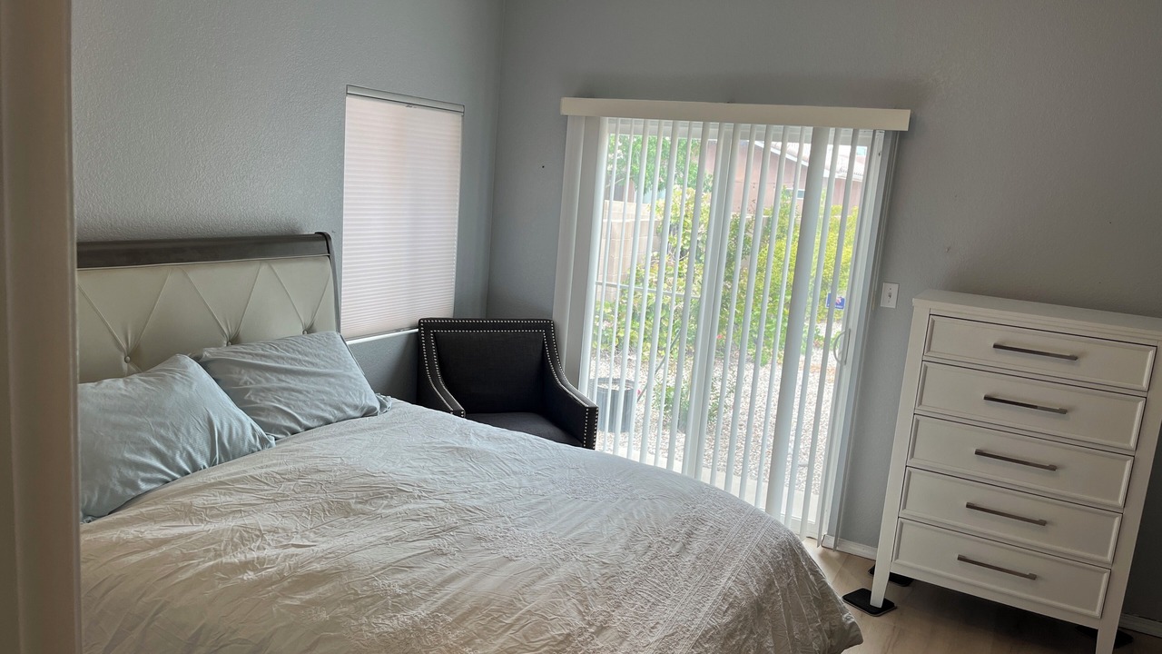Photo of Bedroom in Vista Del Norte Alliance