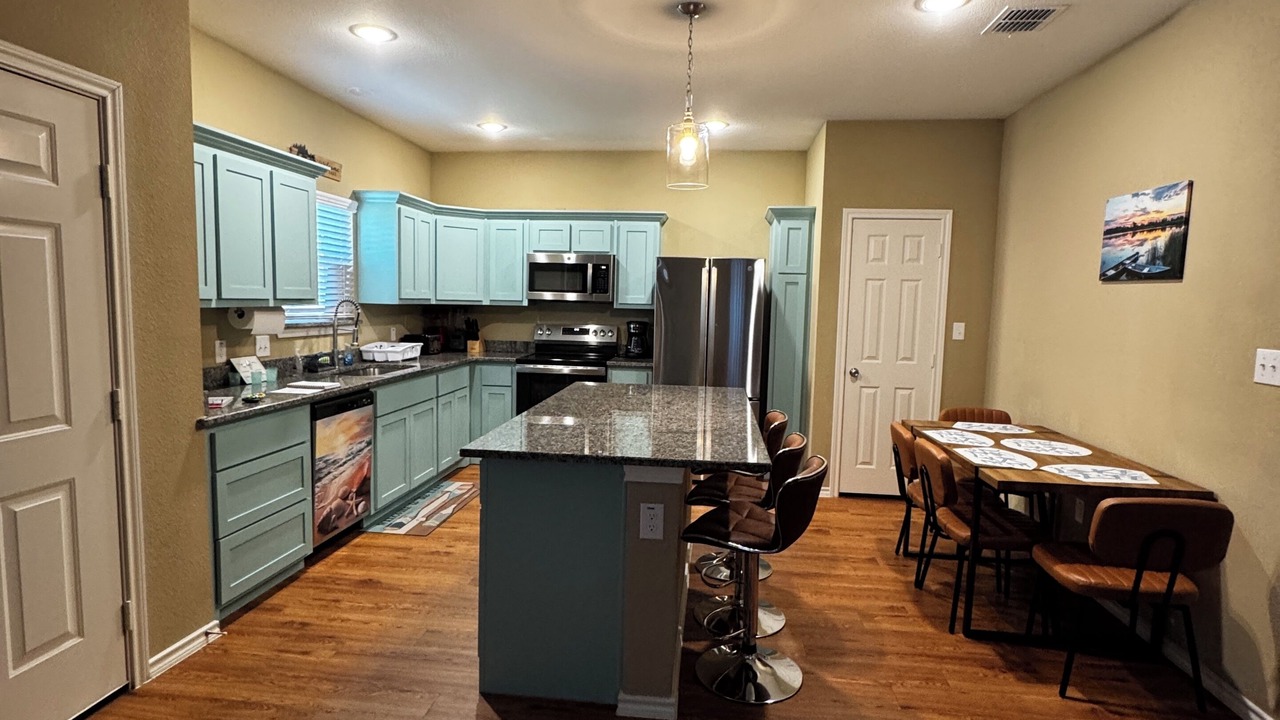 Photo of Kitchen in West Tawakoni