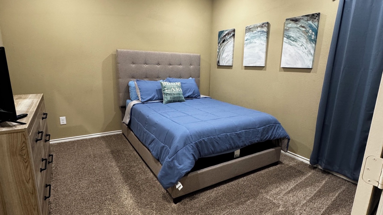 Photo of Bedroom in West Tawakoni