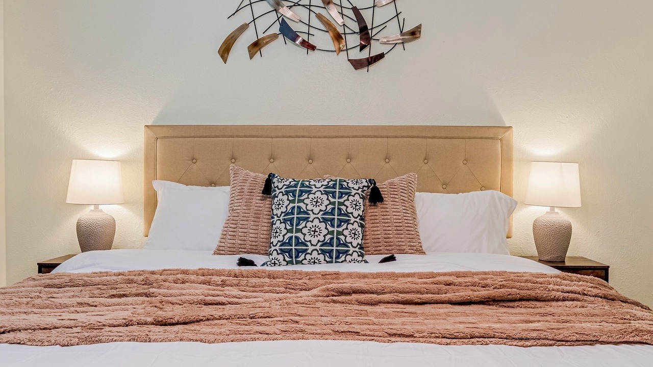 Photo of Bedroom in Lake Highlands