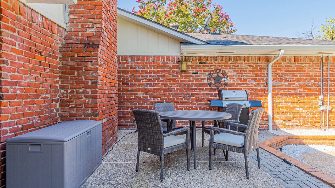 Photo of Outdoor in Lake Highlands