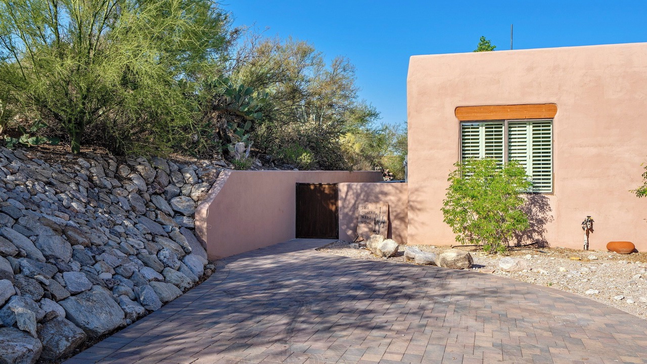 Photo of Outdoor in Sunrise Mountain View Estates