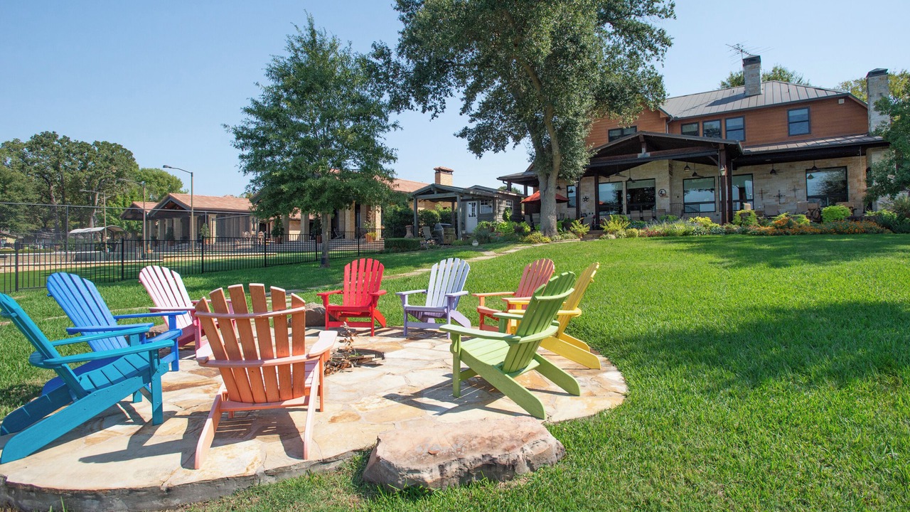 Photo of Outdoor in Enchanted Oaks