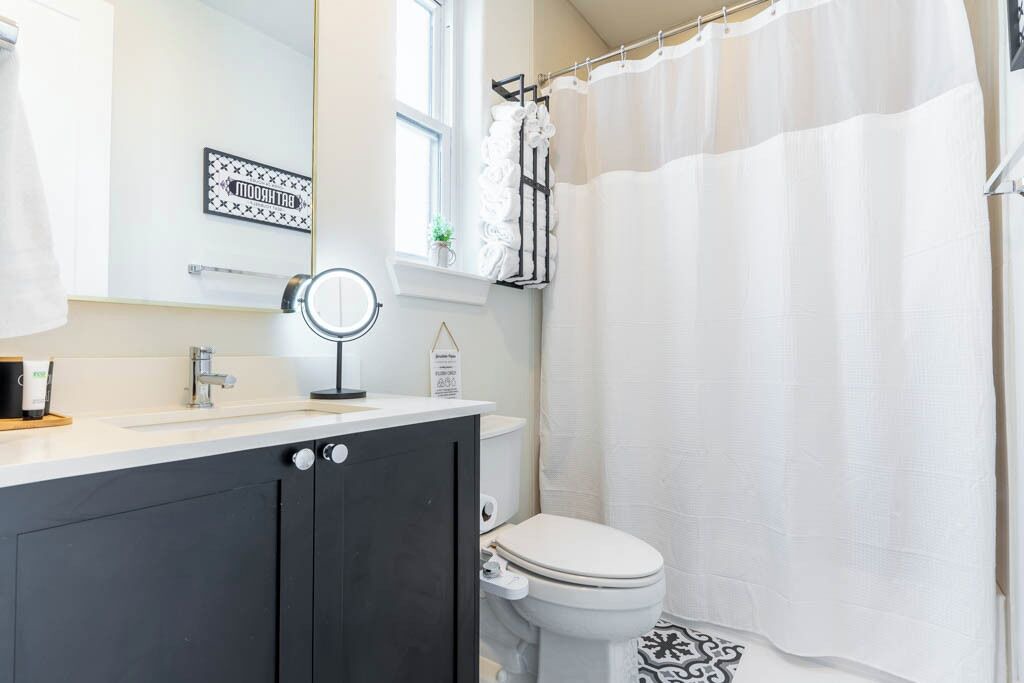 Photo of Bathroom in East Downtown Houston
