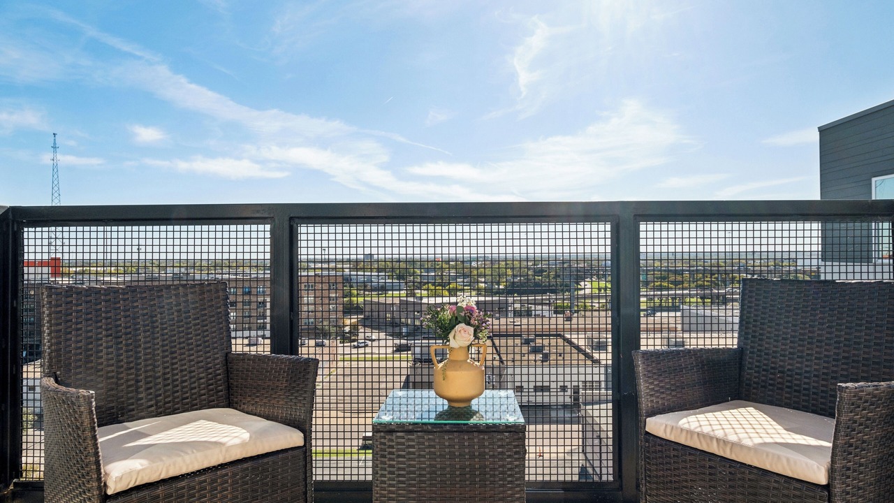 Photo of Patio Balcony in Deep Ellum