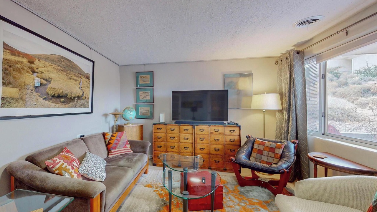 Photo of Livingroom in Citizens Imp Comm Of Martineztown