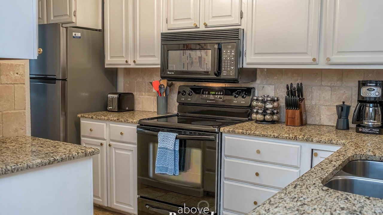 Photo of Kitchen in Highland Lake Estates