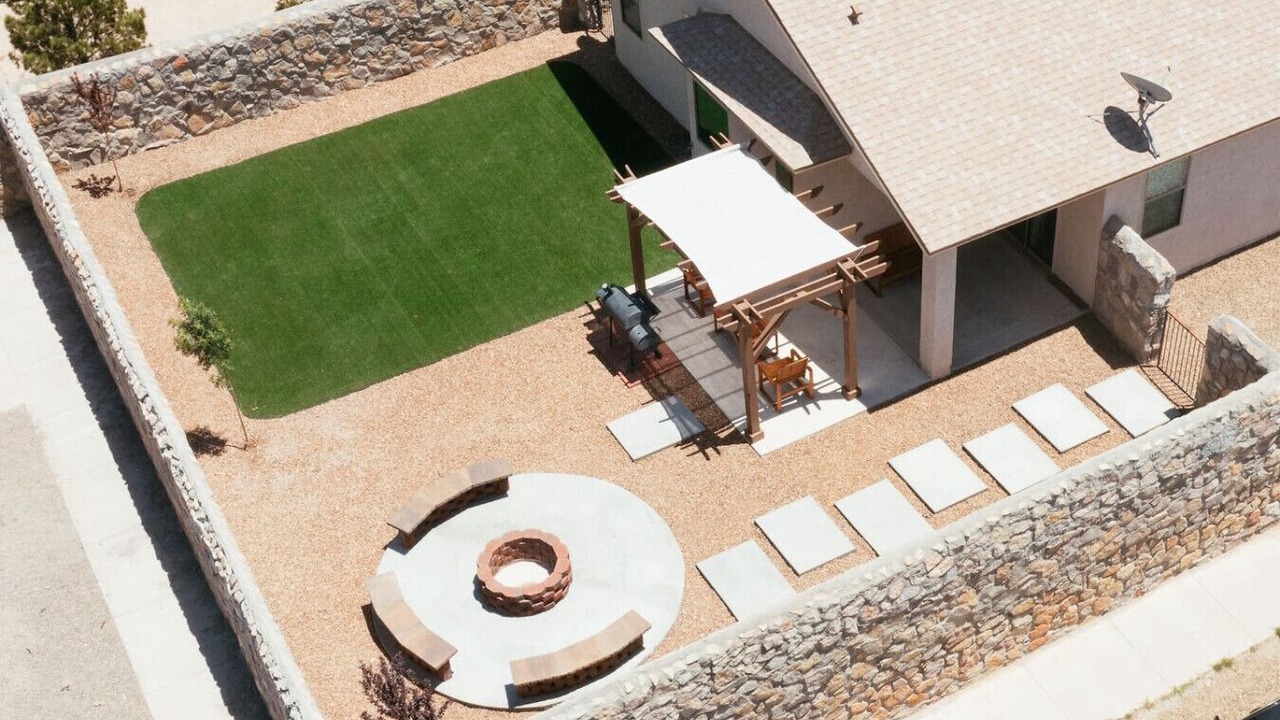 Photo of Outdoor in Biggs Field