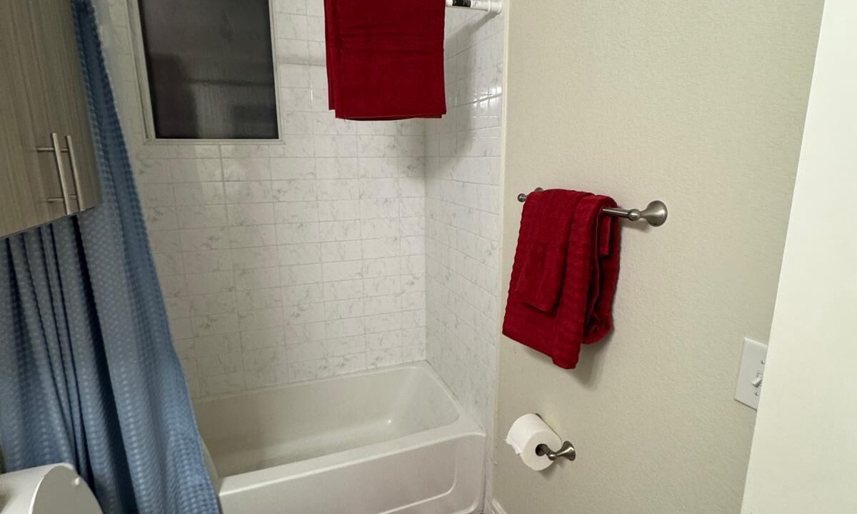 Photo of Bathroom in North Buttercup Creek