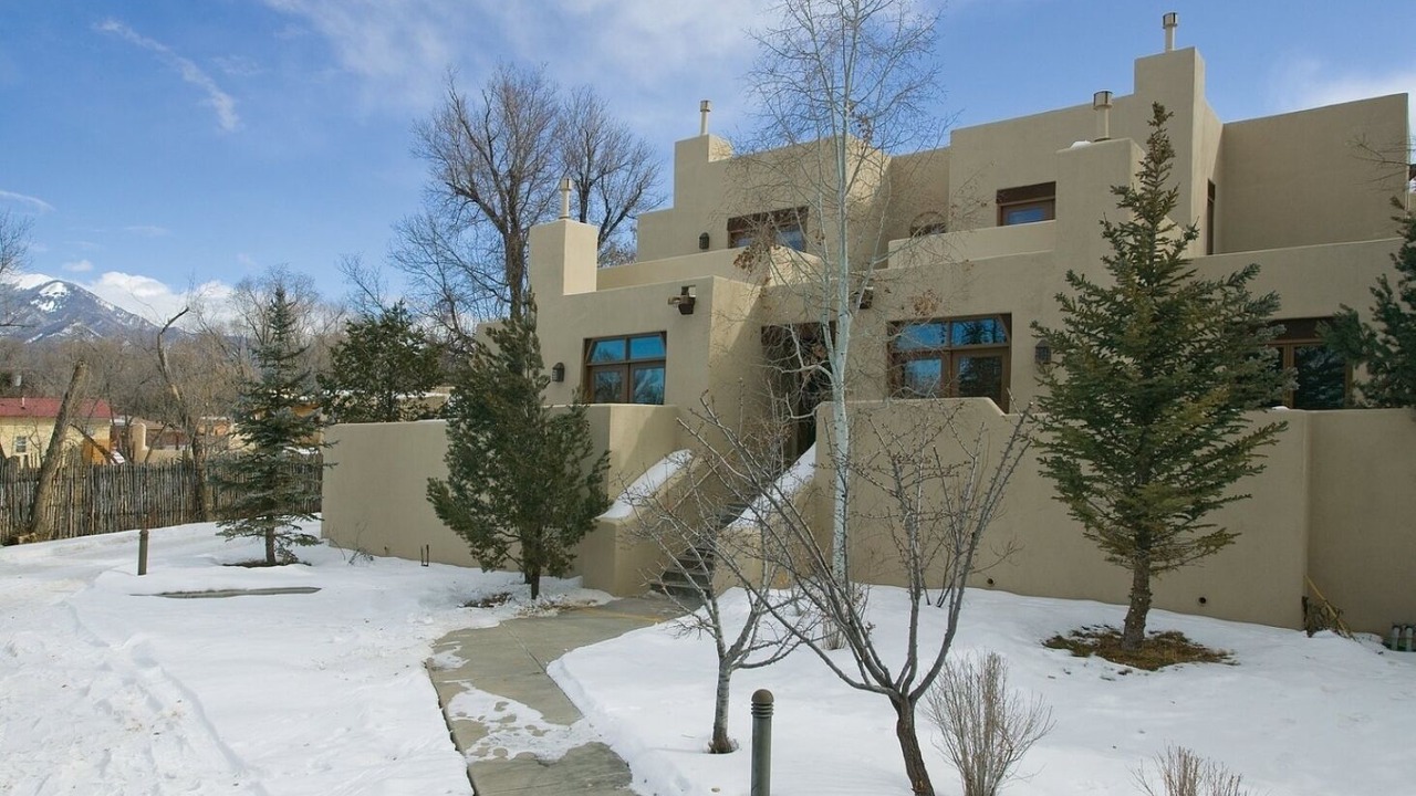 Photo of Others in Taos