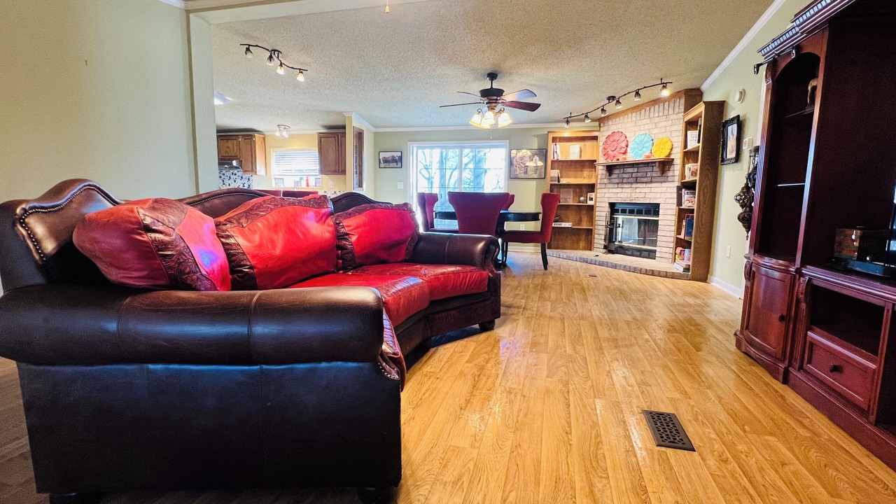 Photo of Livingroom in Whitesboro