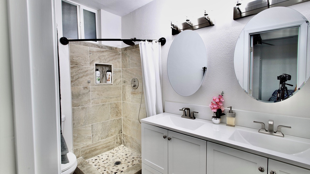 Photo of Bathroom in Biggs Field