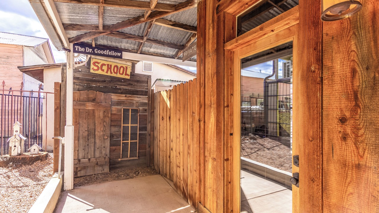 Photo of Outdoor in Tombstone