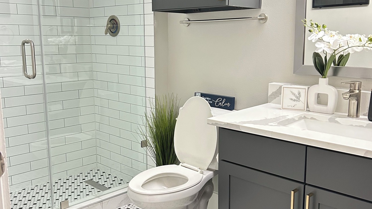 Photo of Bathroom in Cityplace