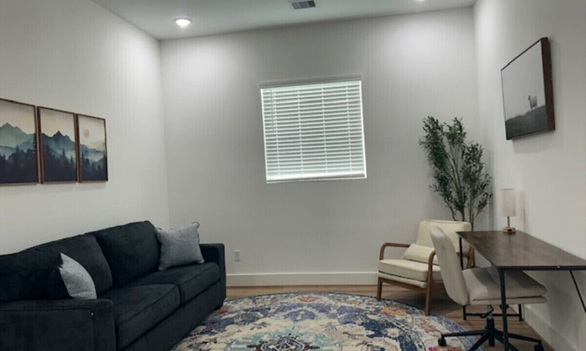 Photo of Livingroom in OST - South Union
