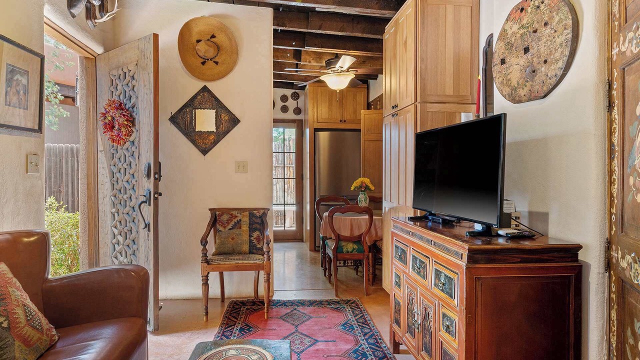 Photo of Livingroom in Downtown Santa Fe