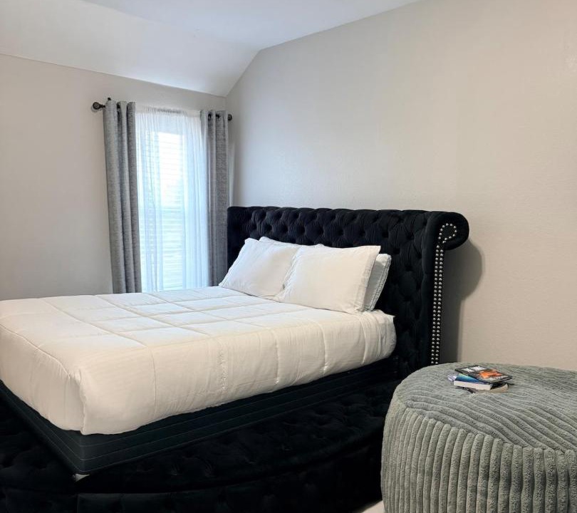 Photo of Bedroom in South Arlington