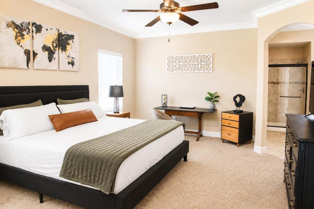 Photo of Bedroom in Alamogordo