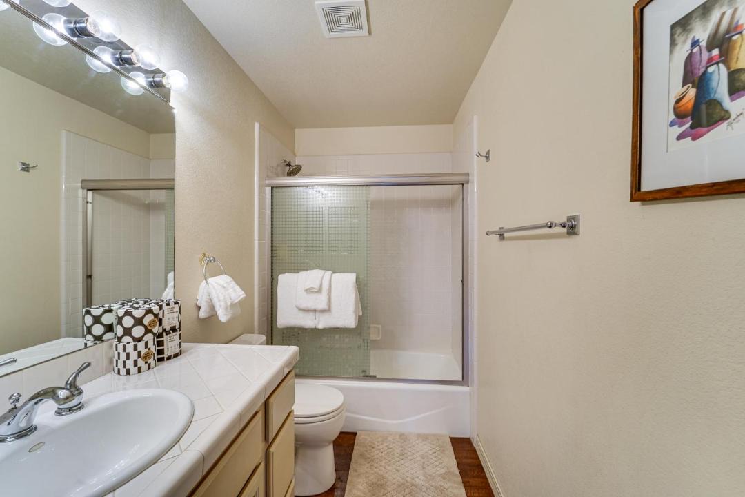 Photo of Bathroom in Dalton Ranch