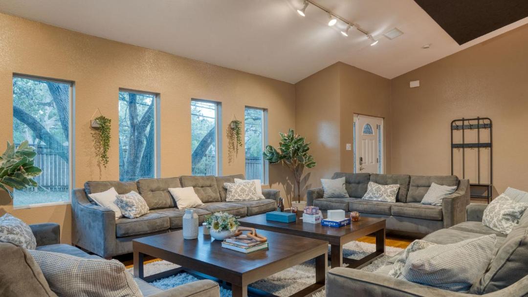 Photo of Livingroom in Tarrytown