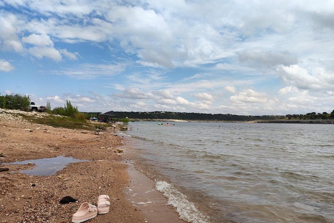 Photo of Others in Waterford On Lake Travis