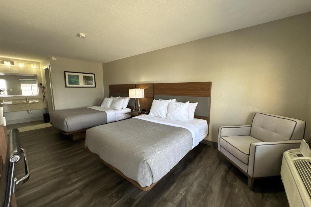 Photo of Bedroom in Alamogordo