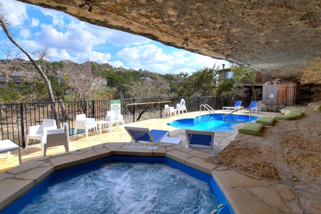 Photo of Patio Balcony in Lakeway