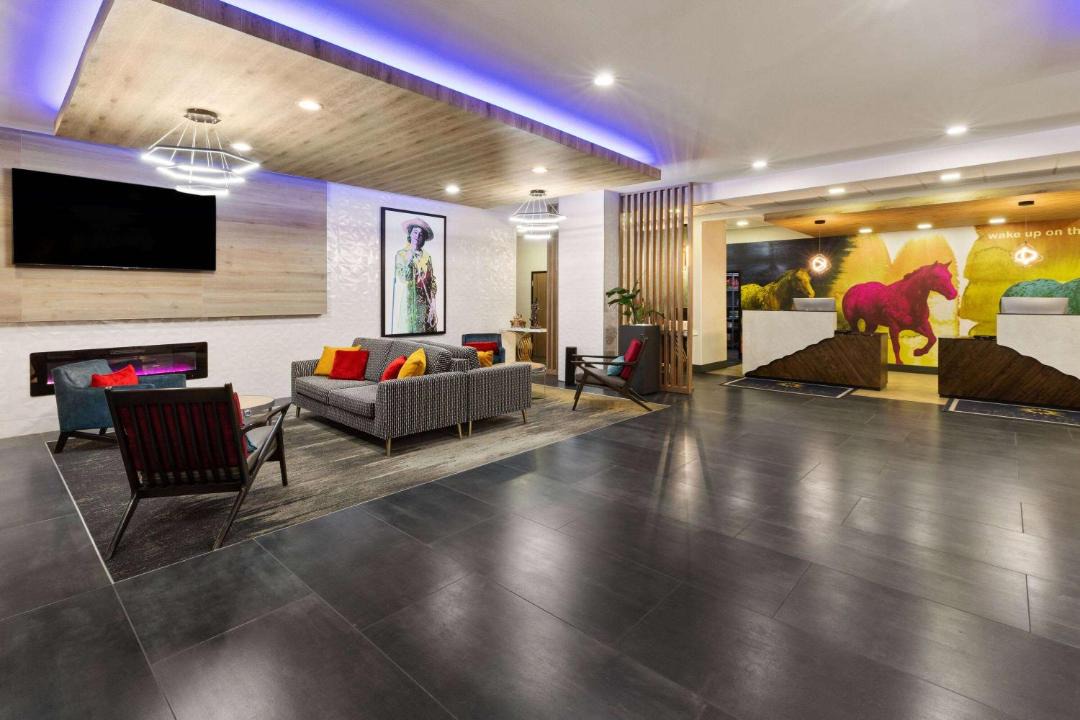 Photo of Livingroom in El Dorado West