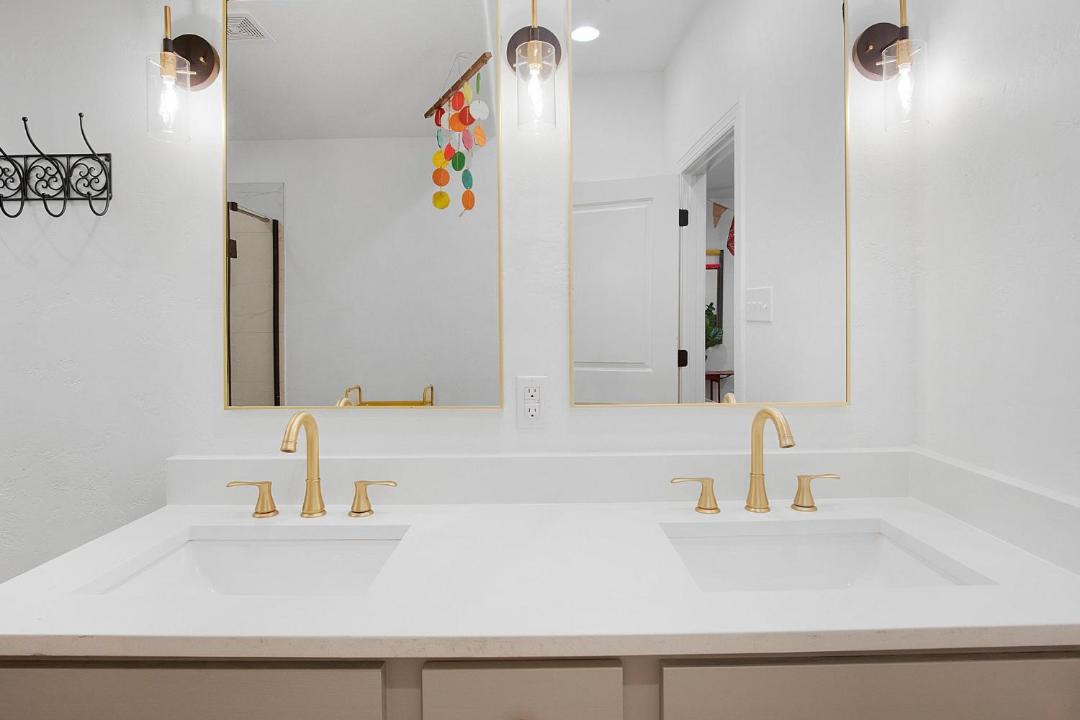 Photo of Bathroom in Franklin Estates