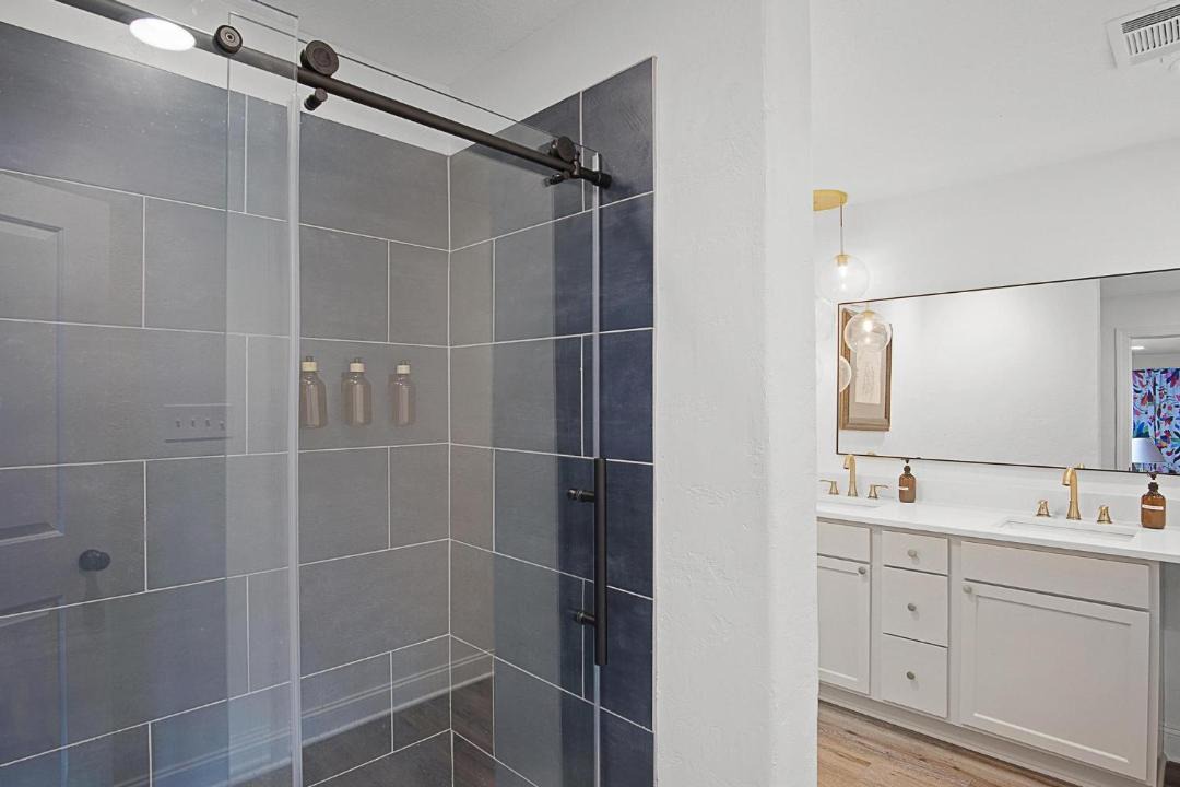 Photo of Bathroom in Franklin Estates