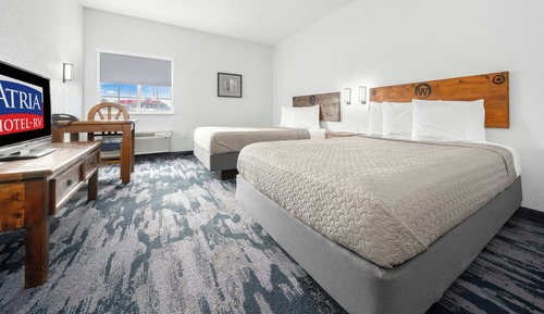 Double Room, 2 Queen Beds, Smoking