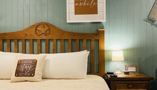 Deluxe Room, 1 King Bed, Non Smoking