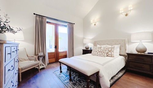 Deluxe Studio Suite