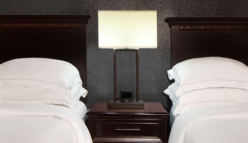 Junior Suite, 2 Double Beds (Marina View)