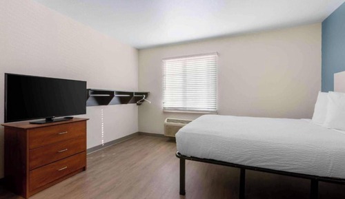 Room, 1 Queen Bed, Non Smoking (Kitchen)