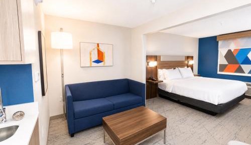 King Suite with Sofa Bed