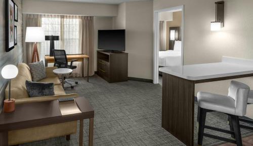 One-Bedroom Queen Suite with Sofa Bed