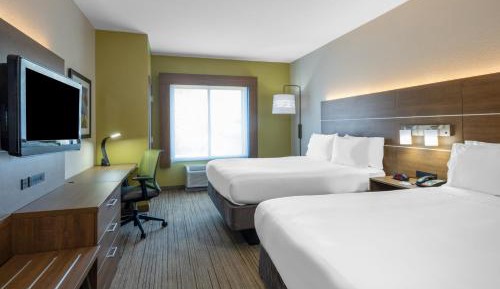 Standard Room with Two Queen Beds