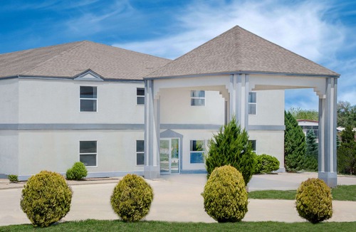 Vega Hotel | Days Inn by Wyndham Vega TX