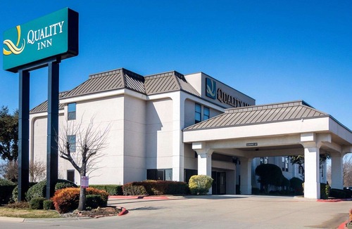 Fort Worth Hotel | Days Inn by Wyndham Fort Worth North / Fossil Creek