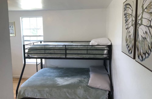 Tyrone House | Cute house in Quiet Neighborhood! Lots of outdoor space!