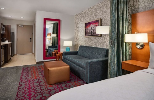 Shearer Hills - Ridgeview Hotel | Home2 Suites by Hilton San Antonio Airport, TX
