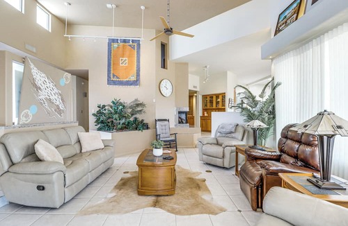 Oro Valley Cottage | Mtn-view Oasis w/Pool, Spa & Gym in Oro Valley!