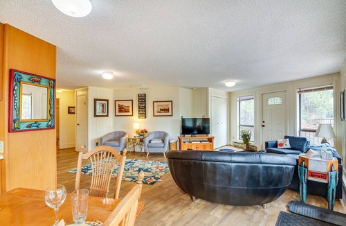 Pagosa Springs Cottage | 'house in the Pines' Pagosa Springs Home w/Deck!